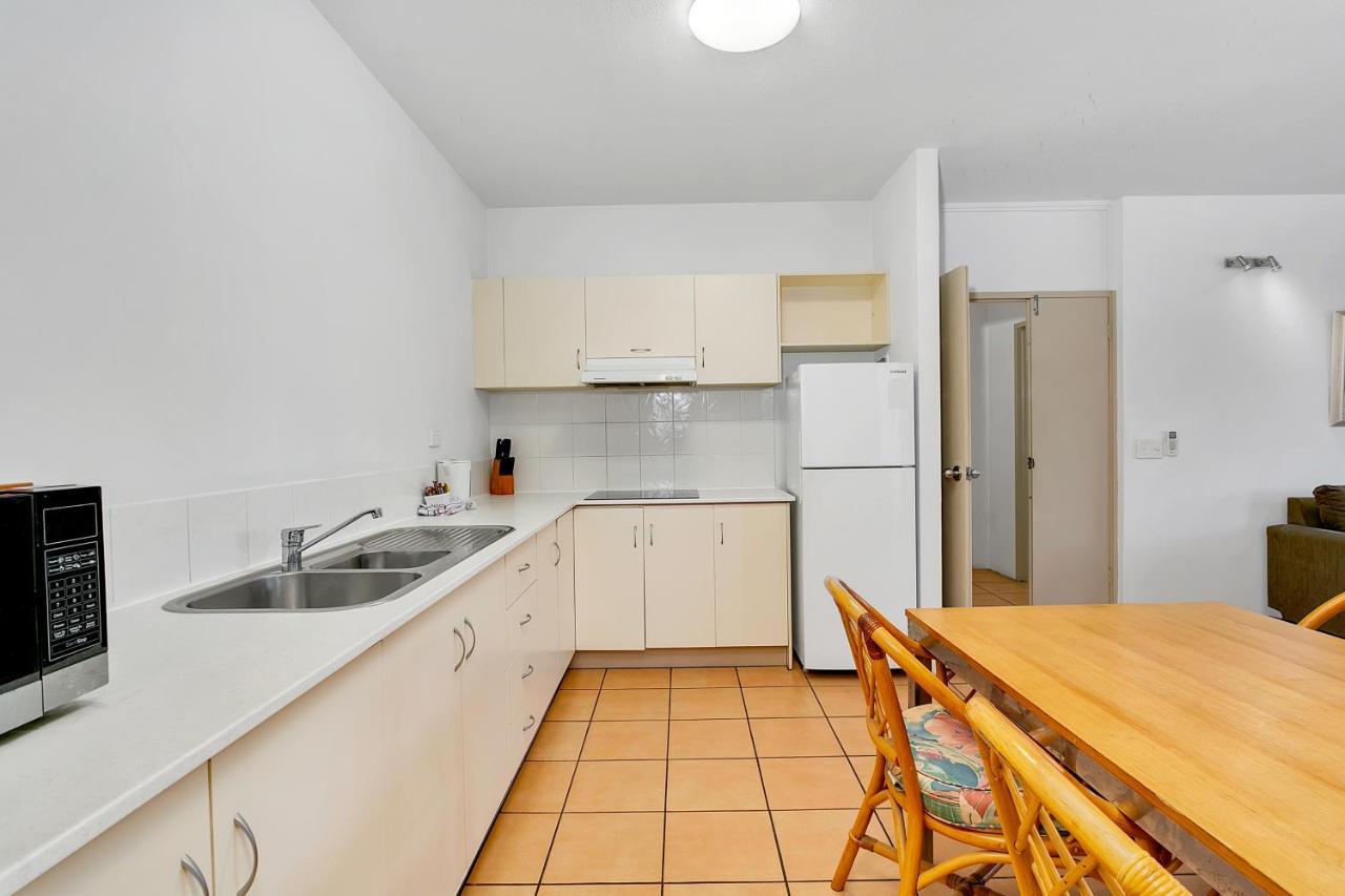Cairns Reef Apartments & Motel Экстерьер фото