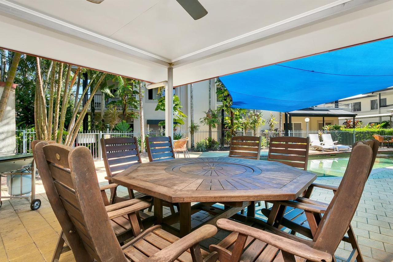 Cairns Reef Apartments & Motel Экстерьер фото