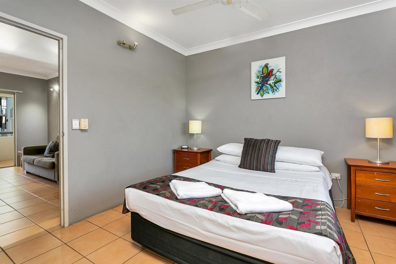 Cairns Reef Apartments & Motel Экстерьер фото